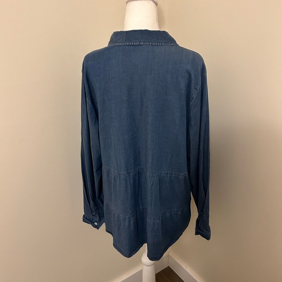 d&CO Denim Button Up Shirt Blue Chambray Material Size XL Pre-owned - Picture 2 of 6